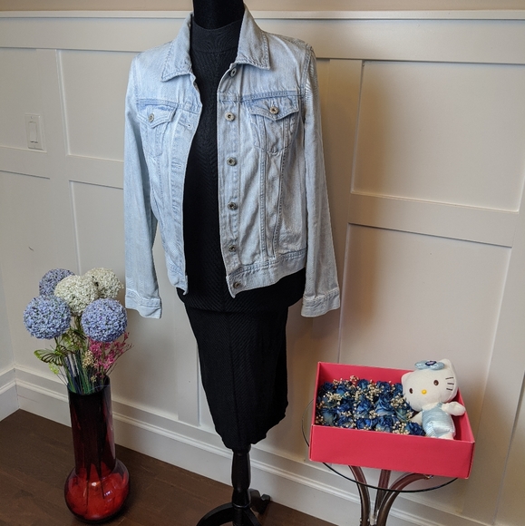 Banana Republic denim jacket - Picture 6 of 8